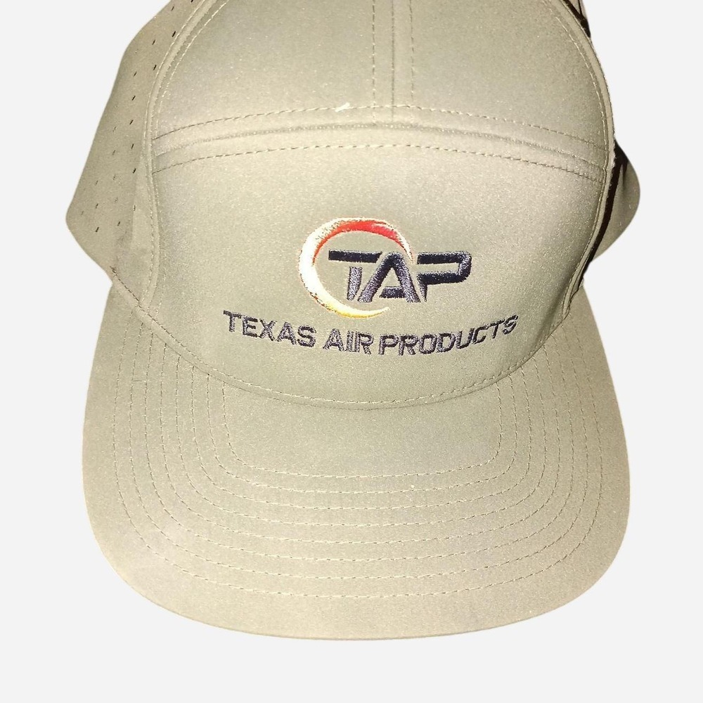 Top golf hat